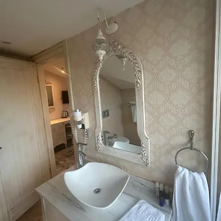 Elegance Hotell