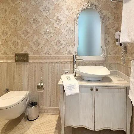 Elegance فندق