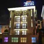 Hotel Elegance 4*