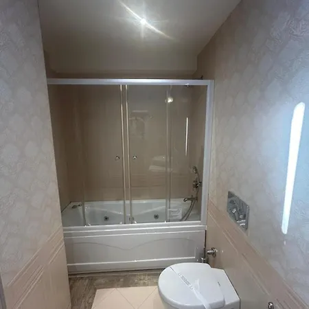 Elegance מלון 4*